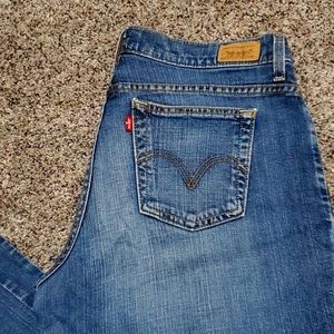 Levis 550 Jeans Womens 10 M  Relaxed Boot Cut Denim Medium Wash.